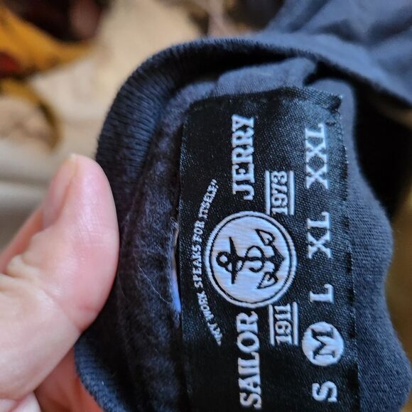 Sailor Jerry Skull and Roses Tee - Picture 6 of 6